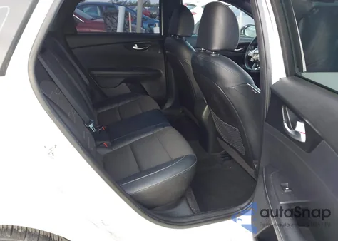 2021 Kia Forte Gt-Line from USA, damaged, VIN 3KPF34AD1ME301495